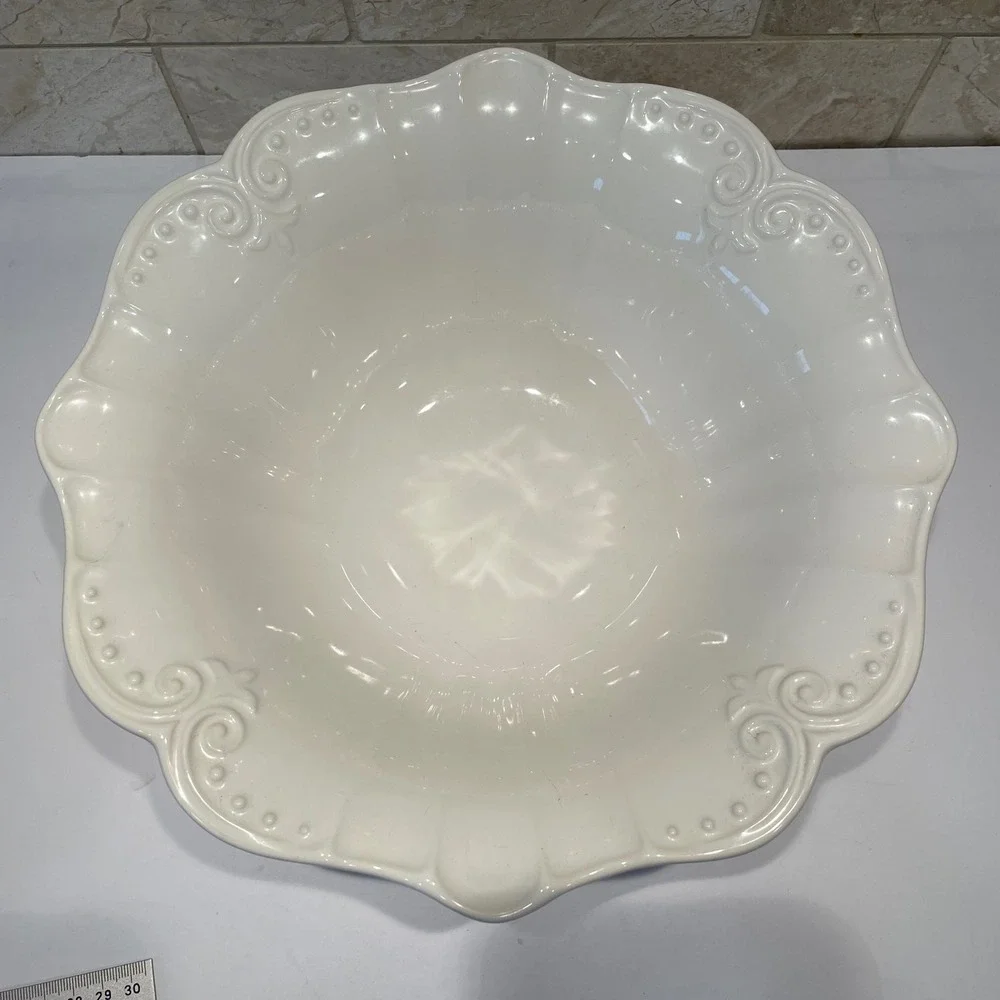 Ceriart Portugal Cream White Scalloped Ceramic Serving Bowl Scroll Beaded 11.5in